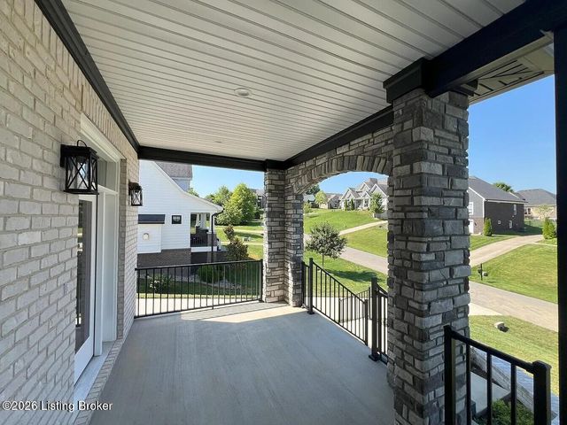 6619 Heritage Hills Dr, Crestwood, KY 40014