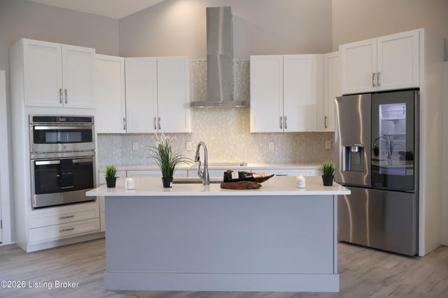 6619 Heritage Hills Dr, Crestwood, KY 40014