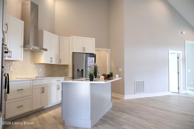 6619 Heritage Hills Dr, Crestwood, KY 40014