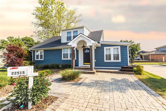 22515 E 10 Mile Road, Saint Clair Shores, MI 48080