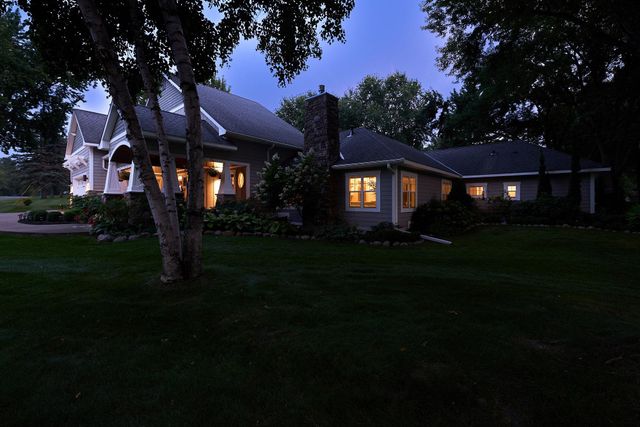 820 Niagara Lane N, Plymouth, MN 55447