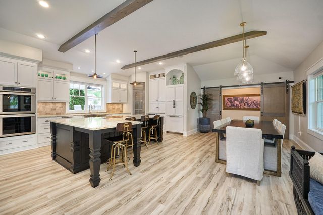 820 Niagara Lane N, Plymouth, MN 55447
