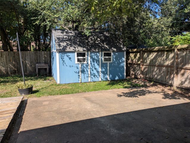 4514 Benning Drive, Houston, TX 77035