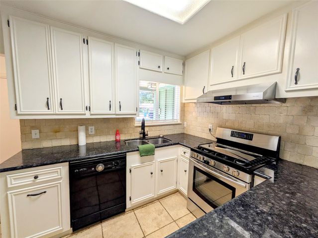 4514 Benning Drive, Houston, TX 77035