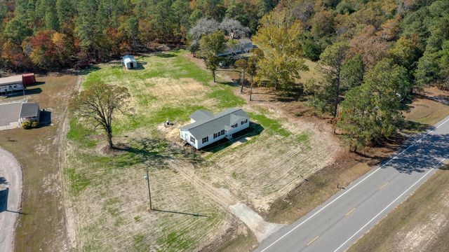 20135 Hwy 278, Williston, SC 29853