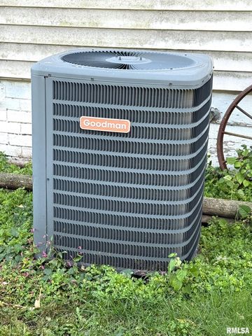 2260 Knox Rd 600 E, Wataga, IL 61488