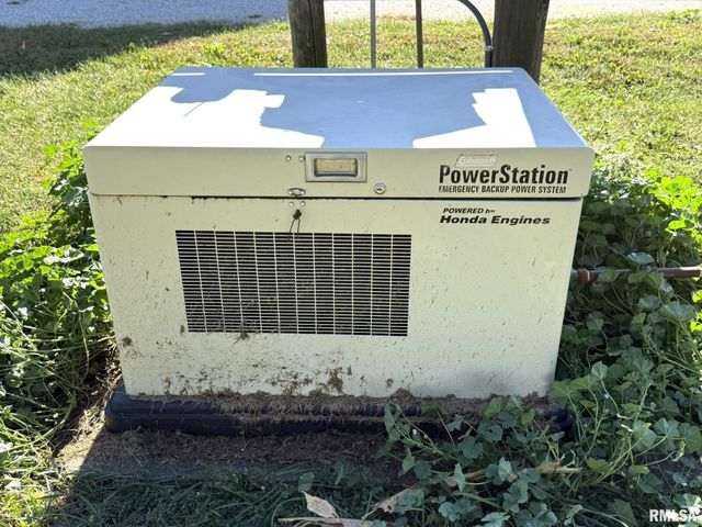 2260 Knox Rd 600 E, Wataga, IL 61488