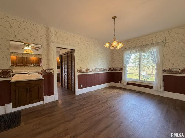 2260 Knox Rd 600 E, Wataga, IL 61488