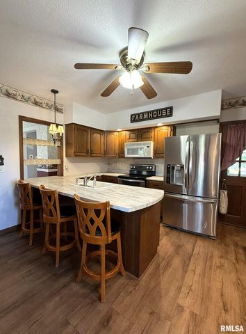 2260 Knox Rd 600 E, Wataga, IL 61488