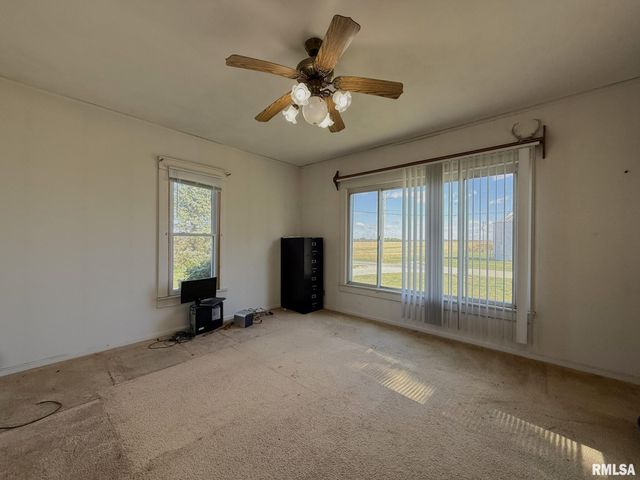 2260 Knox Rd 600 E, Wataga, IL 61488