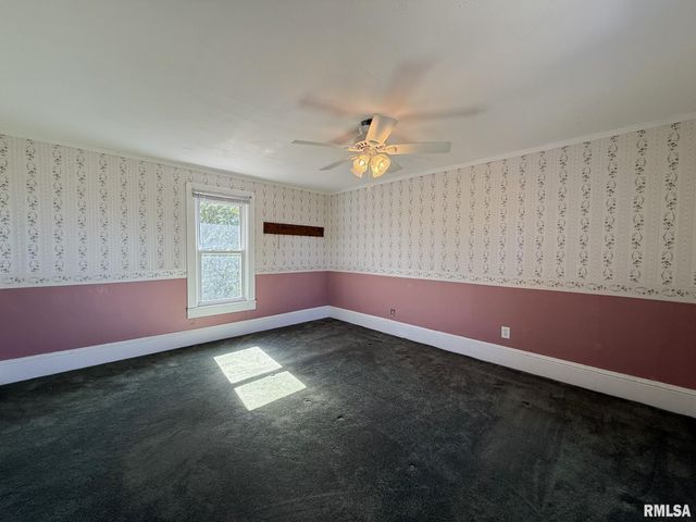 2260 Knox Rd 600 E, Wataga, IL 61488