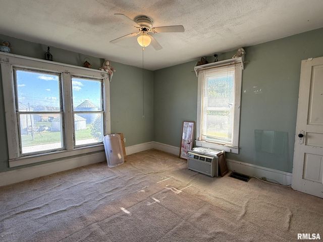 2260 Knox Rd 600 E, Wataga, IL 61488