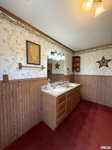 2260 Knox Rd 600 E, Wataga, IL 61488