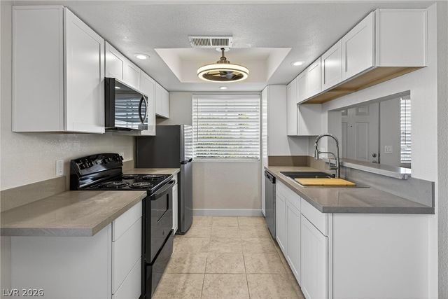 5330 Rod Court 102, Las Vegas, NV 89122