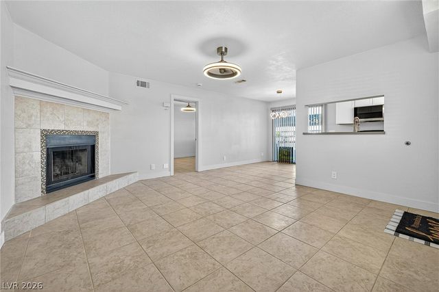 5330 Rod Court 102, Las Vegas, NV 89122