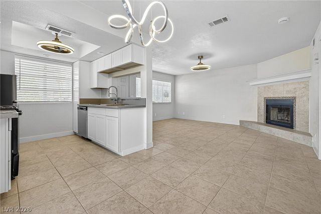 5330 Rod Court 102, Las Vegas, NV 89122