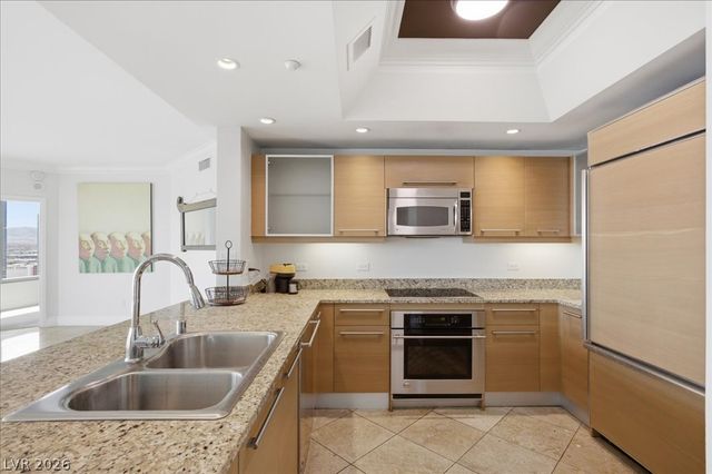 222 Karen Avenue 3305, Las Vegas, NV 89109