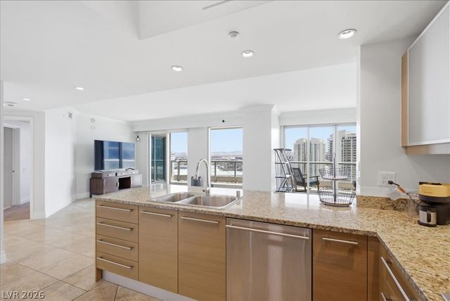 222 Karen Avenue 3305, Las Vegas, NV 89109