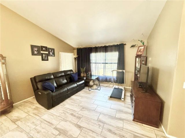 1046 Sycamore, San Jacinto, CA 92582
