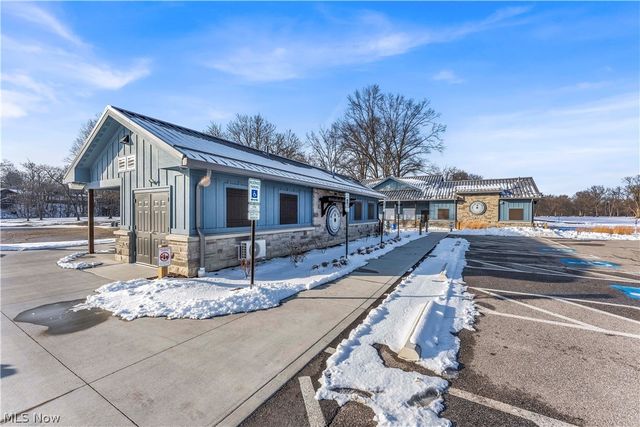 57 Riverside Drive, Berea, OH 44017