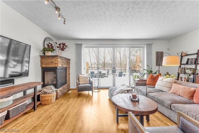 57 Riverside Drive, Berea, OH 44017