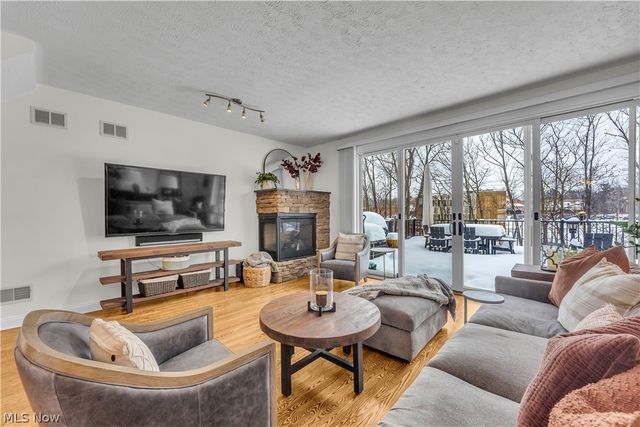 57 Riverside Drive, Berea, OH 44017