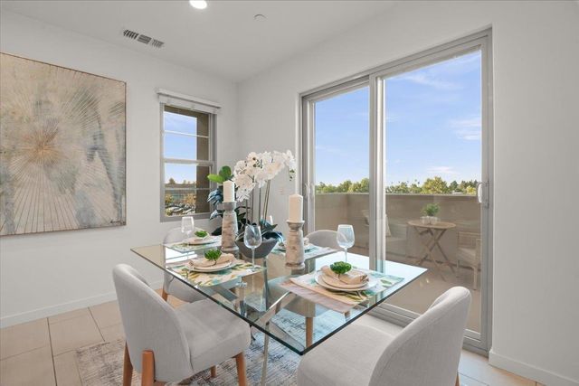 1087 Bigleaf Place 109, San Jose, CA 95131