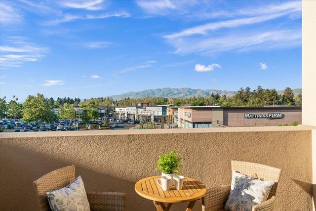 1087 Bigleaf Place 109, San Jose, CA 95131