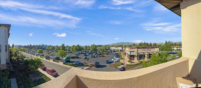 1087 Bigleaf Place 109, San Jose, CA 95131