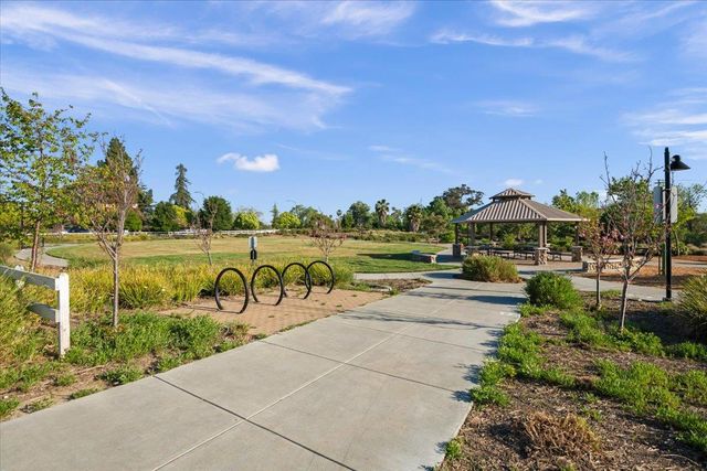 1087 Bigleaf Place 109, San Jose, CA 95131