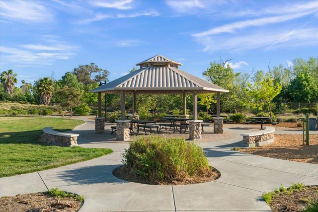 1087 Bigleaf Place 109, San Jose, CA 95131