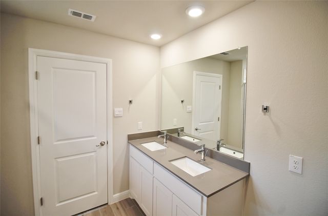 1449 Bennett Drive, Burleson, TX 76028
