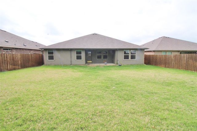 1449 Bennett Drive, Burleson, TX 76028