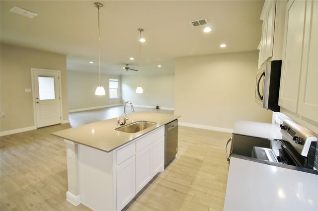 1449 Bennett Drive, Burleson, TX 76028
