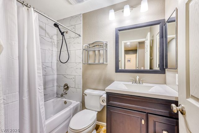 7621 Buckskin Avenue, Las Vegas, NV 89129