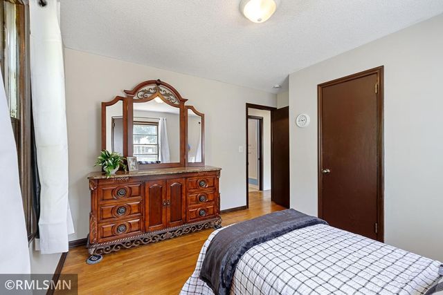 4906 Logan Avenue N, Minneapolis, MN 55430