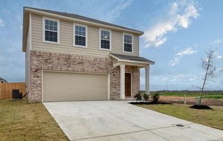 2553 Windle Ln, Seguin, TX 78155
