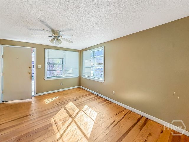 725 FRUIT Street, Savannah, GA 31415