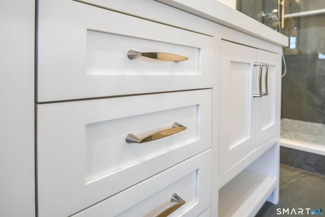 345 Reef Road C9, Fairfield, CT 06824