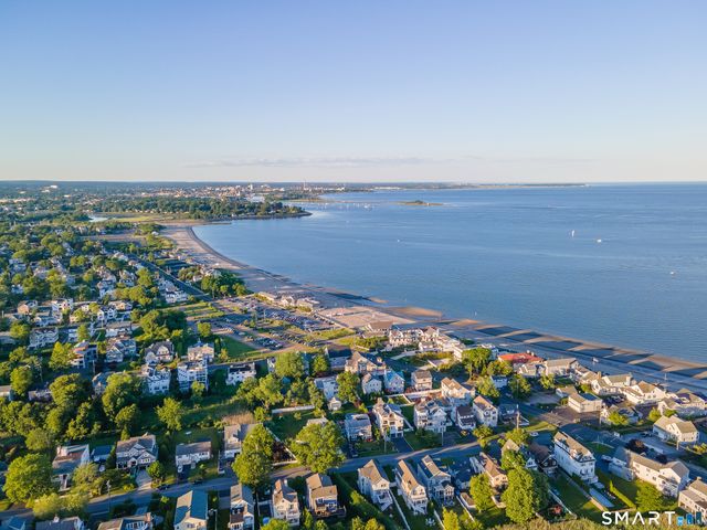 345 Reef Road C9, Fairfield, CT 06824