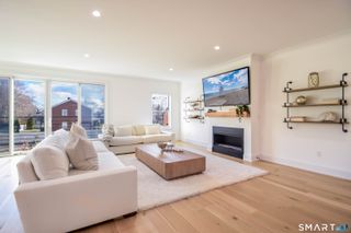 345 Reef Road C9, Fairfield, CT 06824