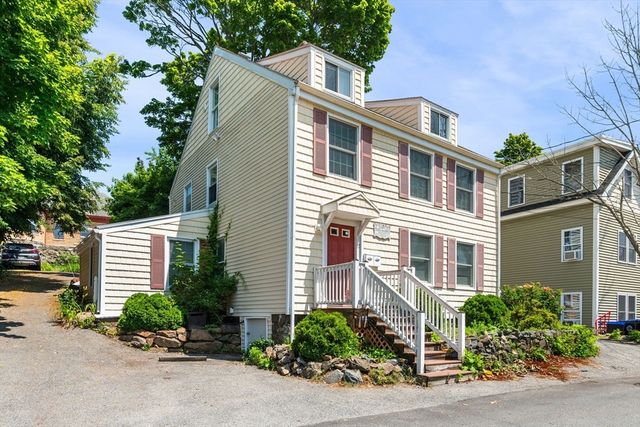 17 Vestry St, Beverly, MA 01915