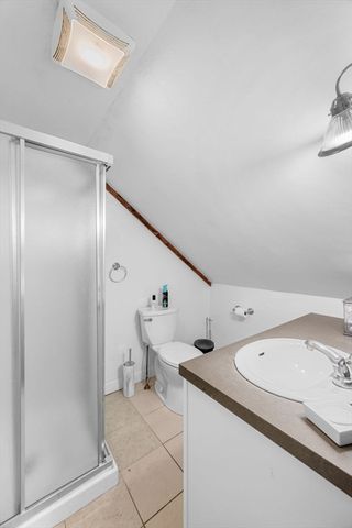 17 Vestry St, Beverly, MA 01915