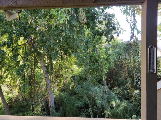 2100 Tanglewilde Street 600, Houston, TX 77063