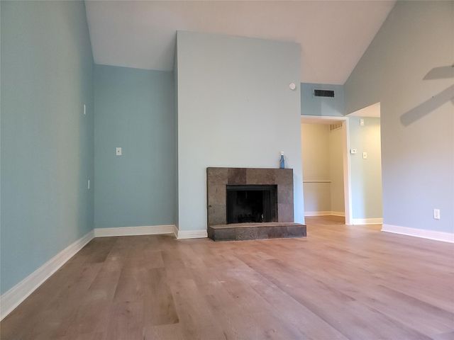 2100 Tanglewilde Street 600, Houston, TX 77063