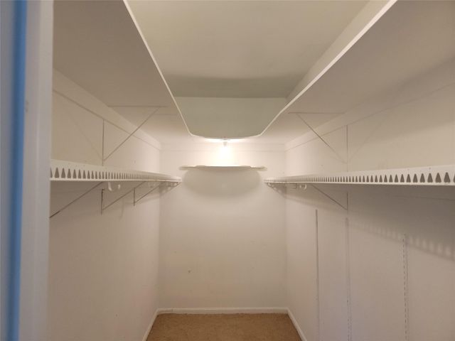 2100 Tanglewilde Street 600, Houston, TX 77063