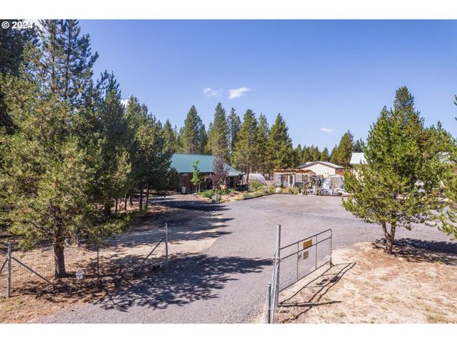 11963 BEECHWOOD Dr, La Pine, OR 97739