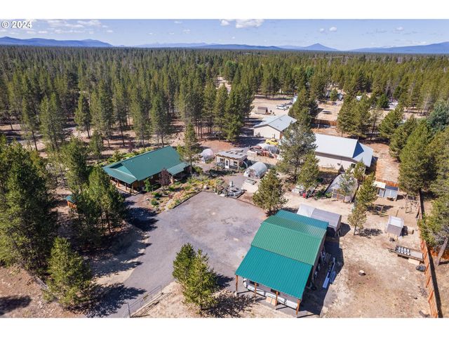 11963 BEECHWOOD Dr, La Pine, OR 97739
