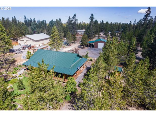11963 BEECHWOOD Dr, La Pine, OR 97739