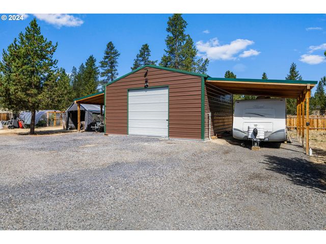 11963 BEECHWOOD Dr, La Pine, OR 97739